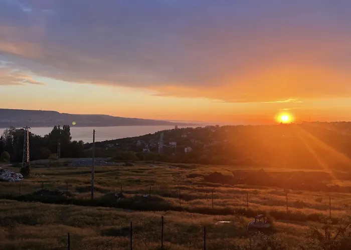 Villa Sea Sky House Warna